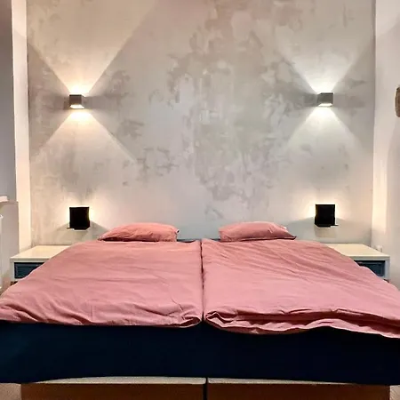 Appartement Timeless Old Centre With 2 Bathrooms And Balcony